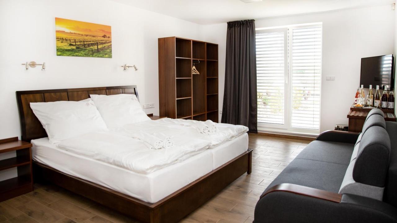 Penzion U Svatosa Mutěnice Extérieur photo