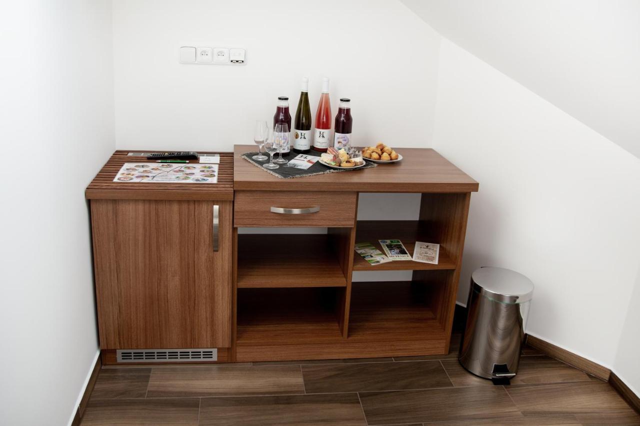Penzion U Svatosa Mutěnice Extérieur photo