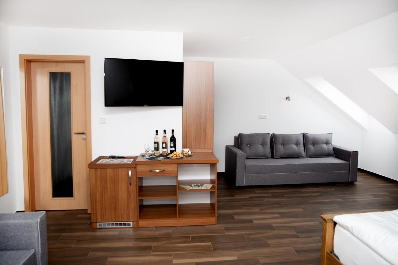 Penzion U Svatosa Mutěnice Extérieur photo